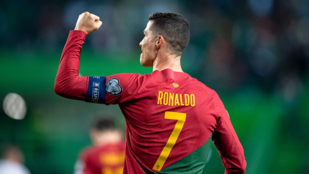 alt="Angel dos Santos Aveiro – fiktive Figur mit portugiesischem Namen"