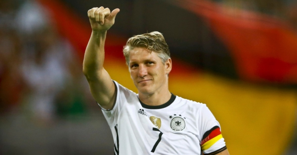 alt="Bastian Schweinsteiger und angebliche neue Freundin am Tegernsee"