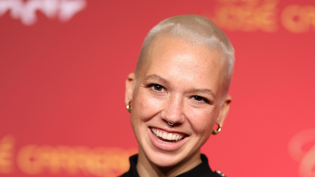 alt="Stefanie Heinzmann Krebserkrankung Gerücht und öffentliche Wahrnehmung"