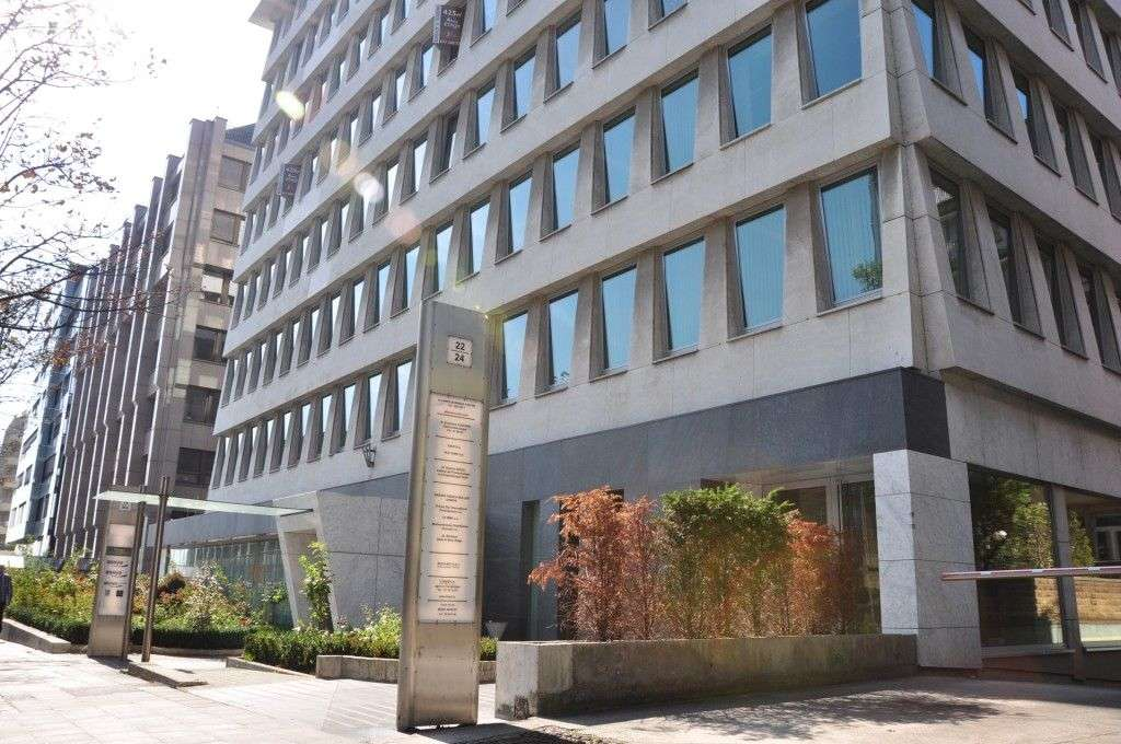 alt="Boulevard Royal 2449 Luxembourg zentrale Lage in Luxemburg-Stadt"