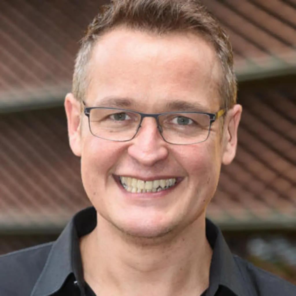 alt="Bernd Fuchs RTL Moderator – mit wem ist Bernd Fuchs verheiratet"