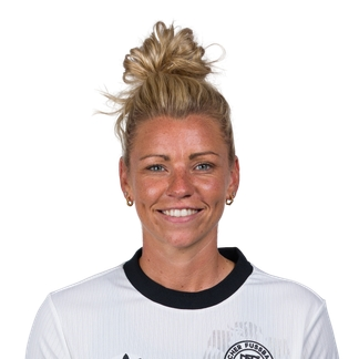 Linda Dallmann im FC Bayern Trikot – Gerüchte um möglichen Lebensgefährten
