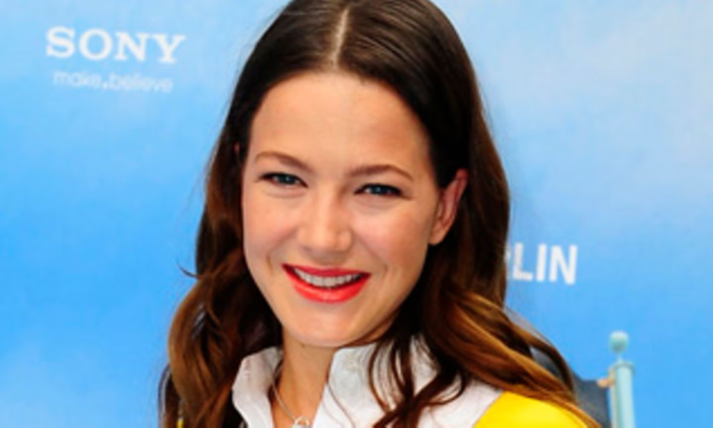 Sarah Lena Herzsprung beim Dreh einer deutschen Filmproduktion