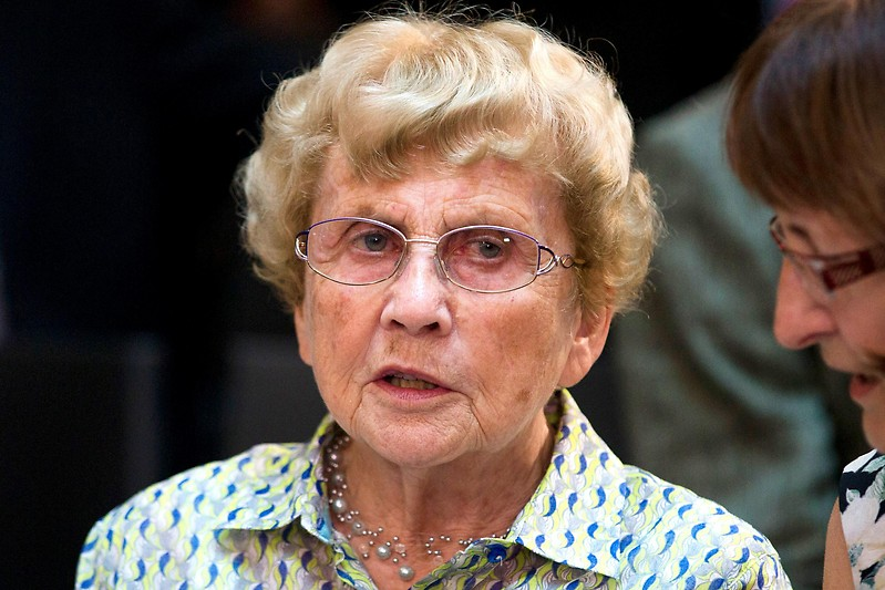 Irene Kasner im familiären Umfeld der Merkel-Familie