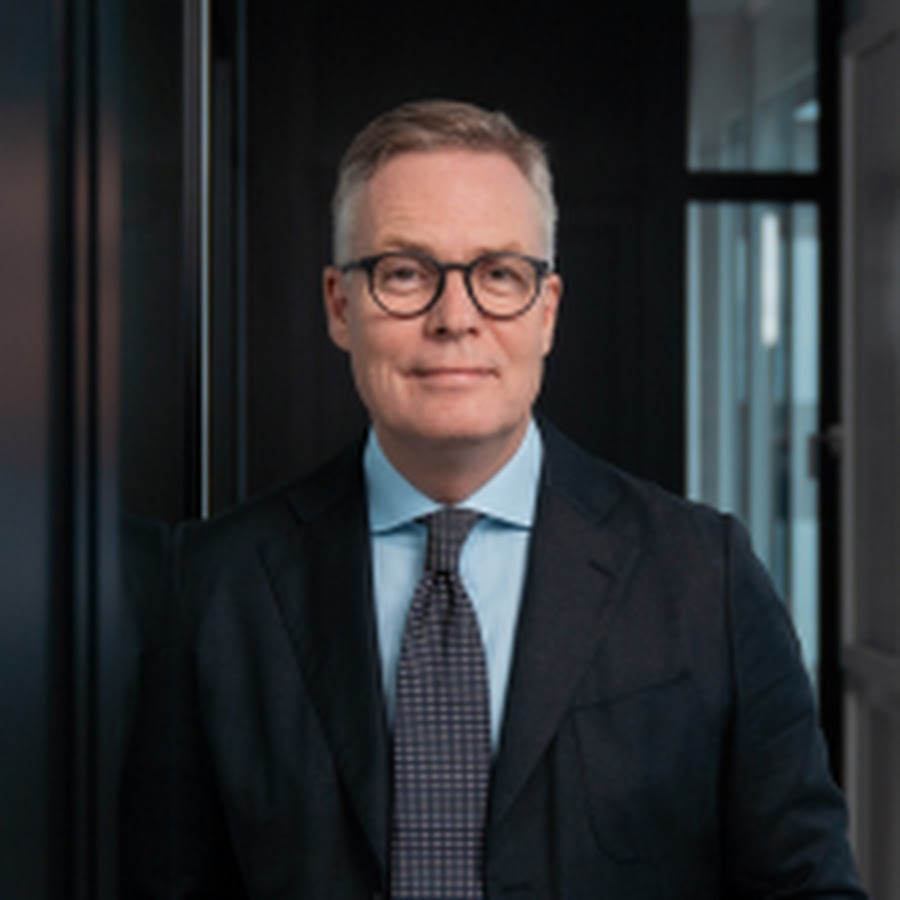 Dr. Michael Stoermer beruflicher Hintergrund