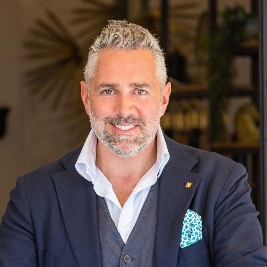 Roland Trettl Moderator – Fragen zur Freundin bleiben privat