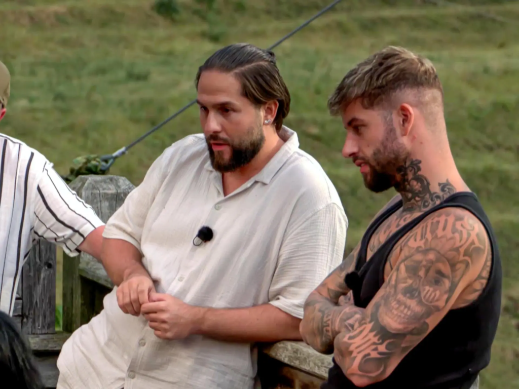 Besetzung von Forsthaus Rampensau mit allen Teilnehmern im Forsthaus